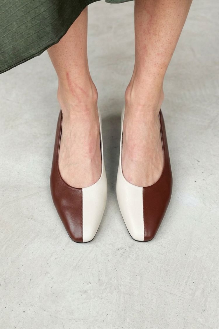 Minimalist Brown White Bicolor Pointed Toe Flats [Pre Order]