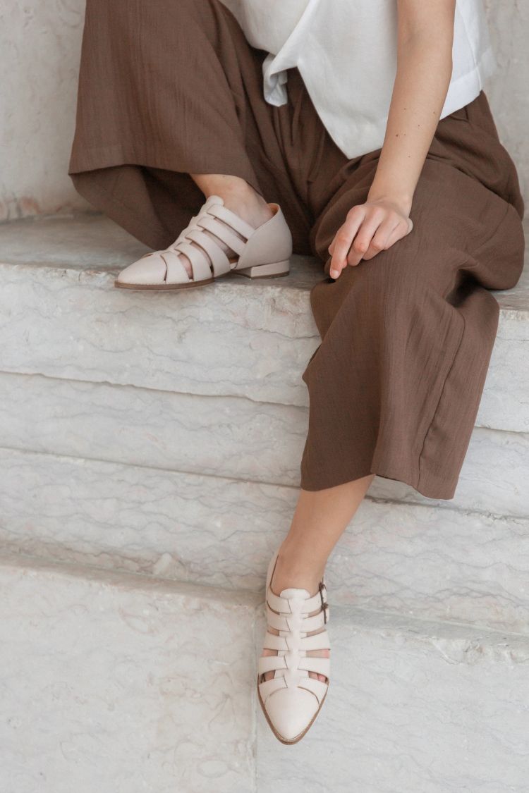 Beige Pointed Toe Strappy Cut-Out Double Buckle Flats [Pre Order]