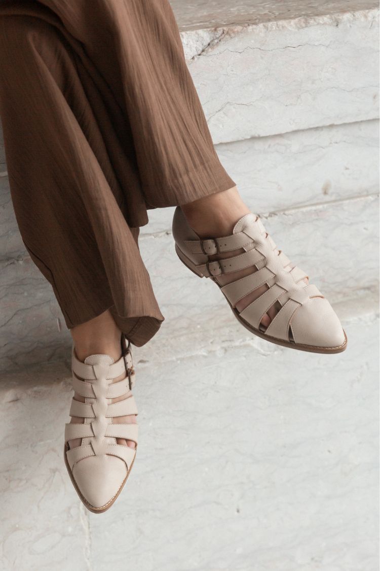 Beige Pointed Toe Strappy Cut-Out Double Buckle Flats [Pre Order]