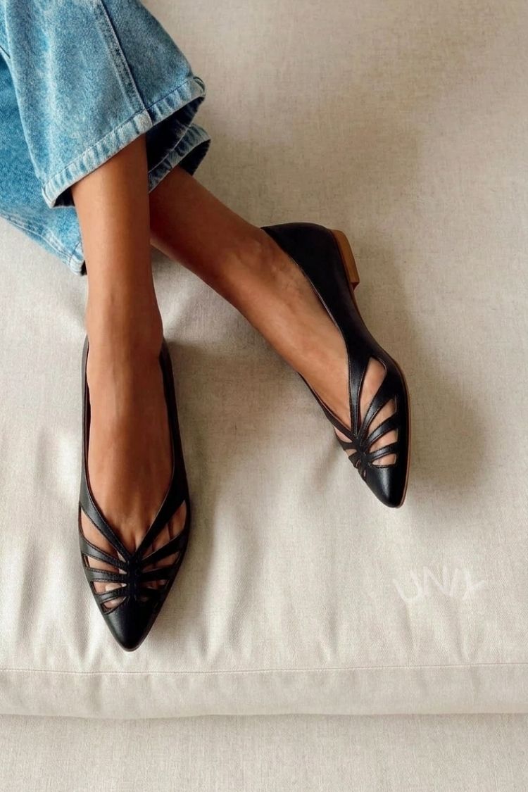 Chic Black Pointed Toe Radial Cut Out Flats [Pre Order]